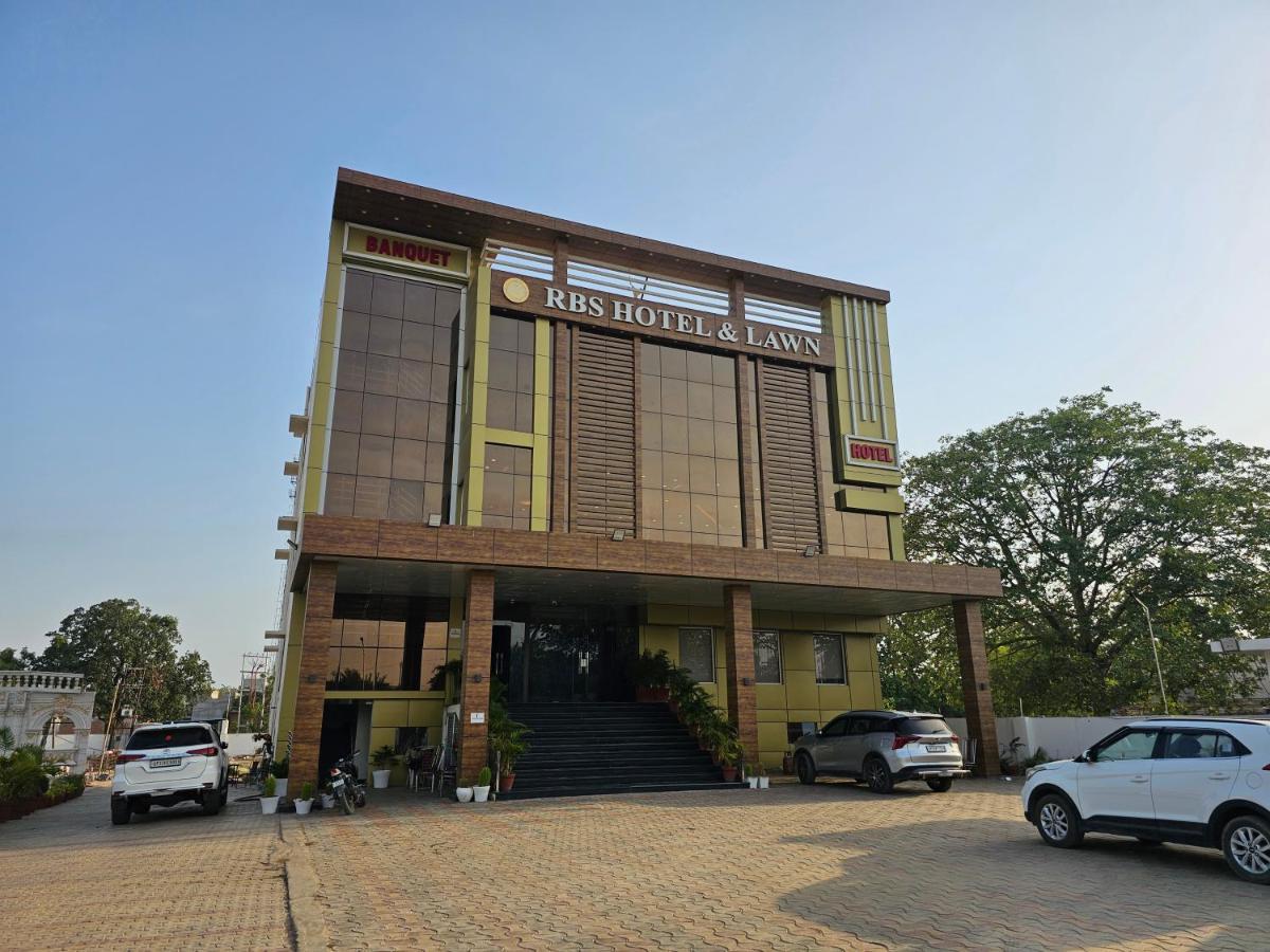 Rbs Hotel And Lawn Ayodhya 외부 사진